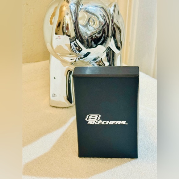 “ESKECHERS” Watch Unissx NEW ! - Picture 9 of 11